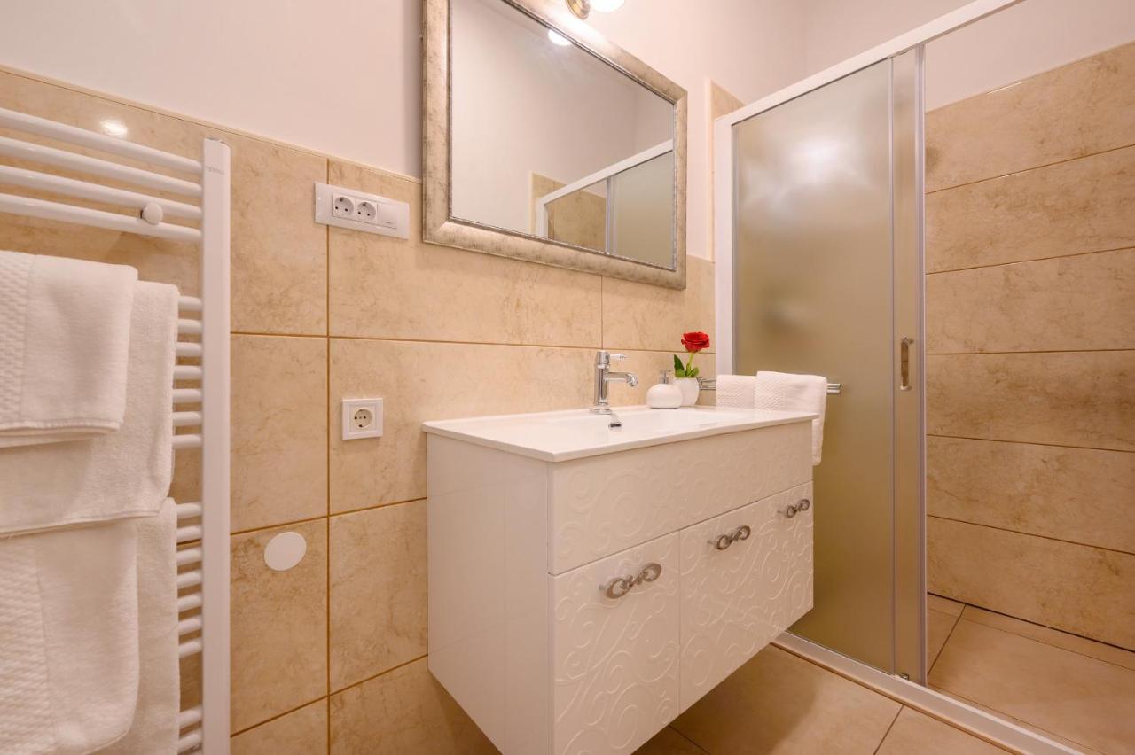 Summer Breeze Luxury Rooms Spalato Esterno foto